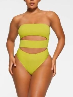 SKIMS Citrus Cut Out Strapless Monokini NWT 4X Recycled Swim Bold One Piece